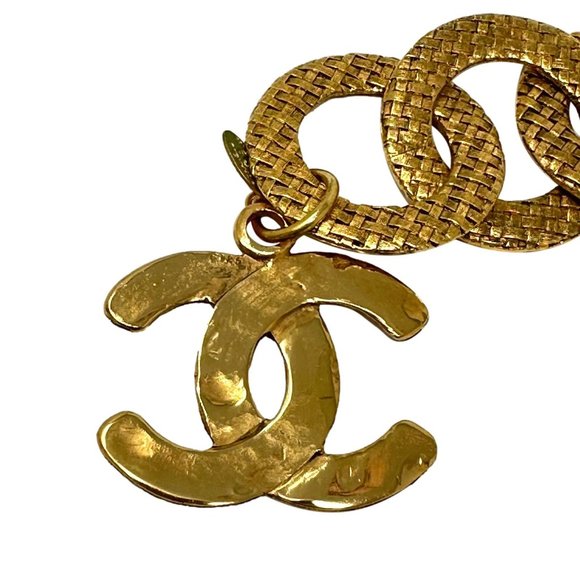 CHANEL Vintage Collection 29 Gold Plated Textured Circular Link Logo CC Belt - S - Picture 7 of 10
